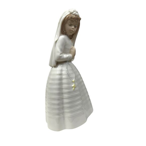 Retired Nao by Lladro Spain Porcelain Figurine # 236 Girl Praying Communion EPC! - Picture 6 of 7
